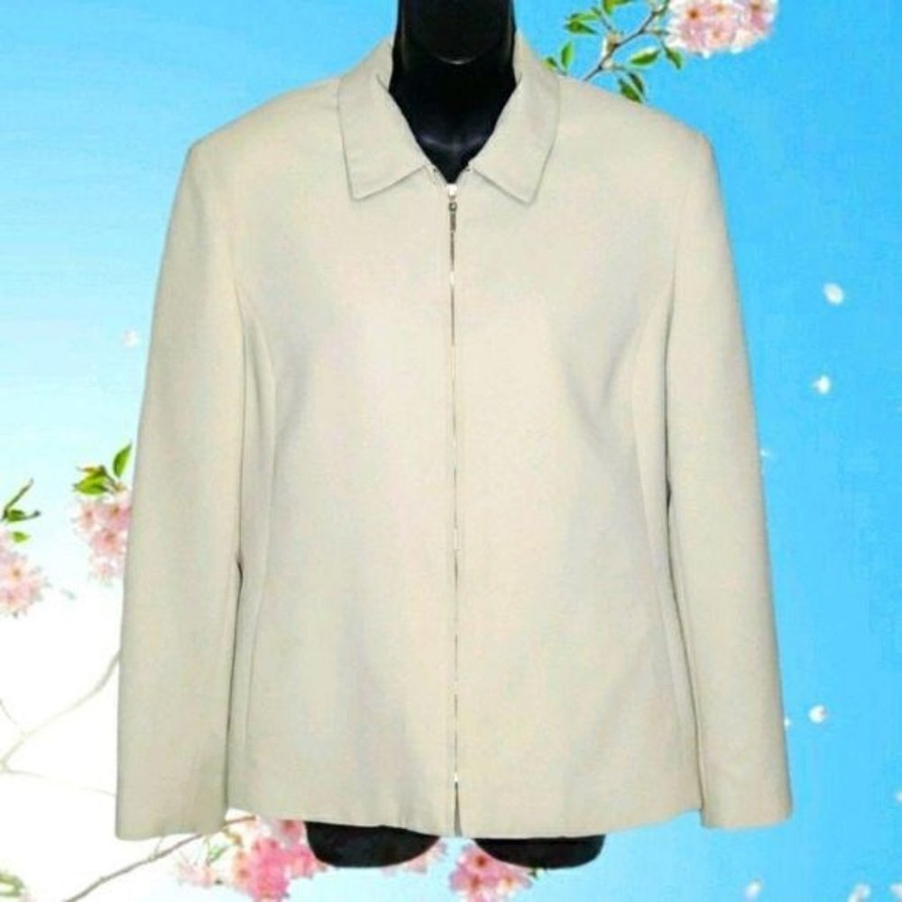 WORTHINGTON Ivory Zip Front Light Jacket